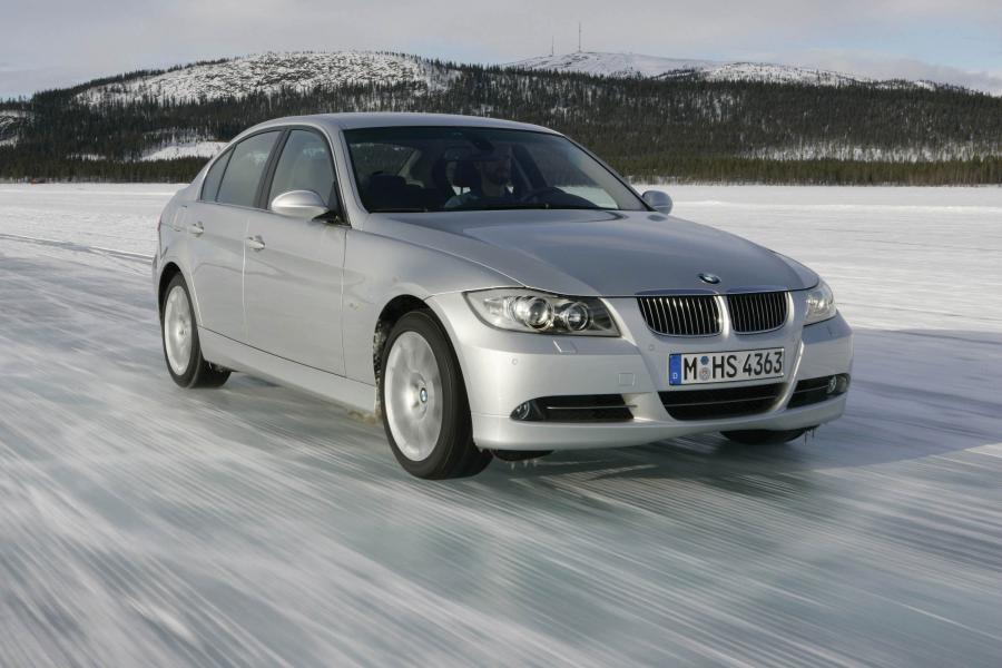  BMW 3-Series 2006 года  (фото 6 из 108)